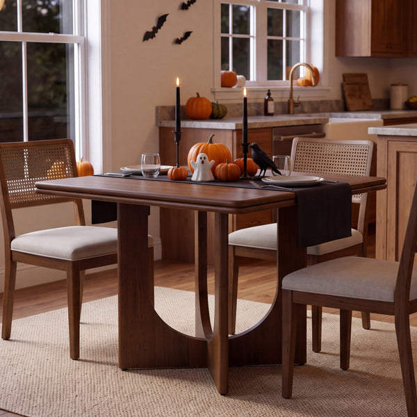 Kitchen & Dining