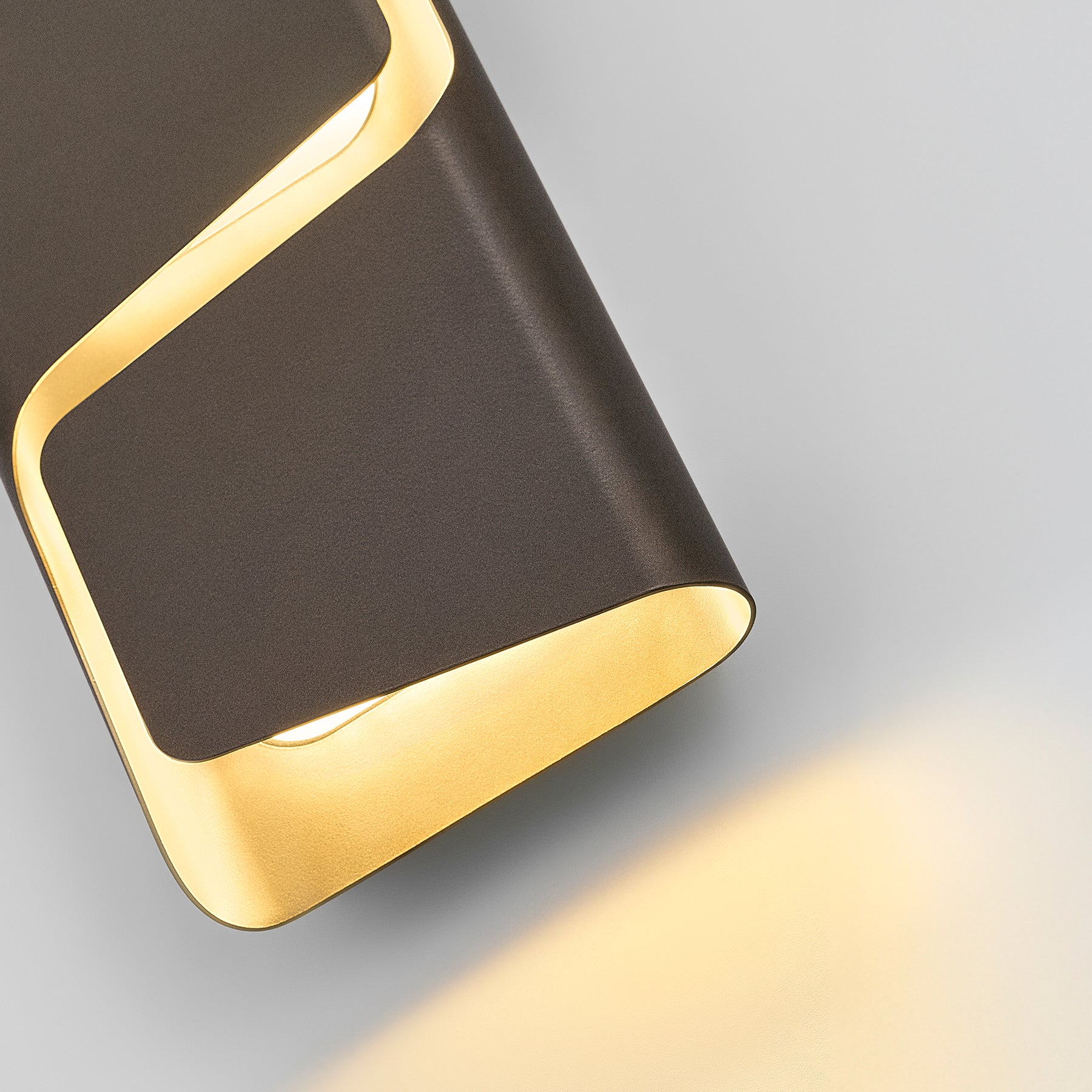 11.8" Modern Wall Lights, 2 Pack LED Wall Sconce Outdoor Patio Wall Light Fixture with 3CCT