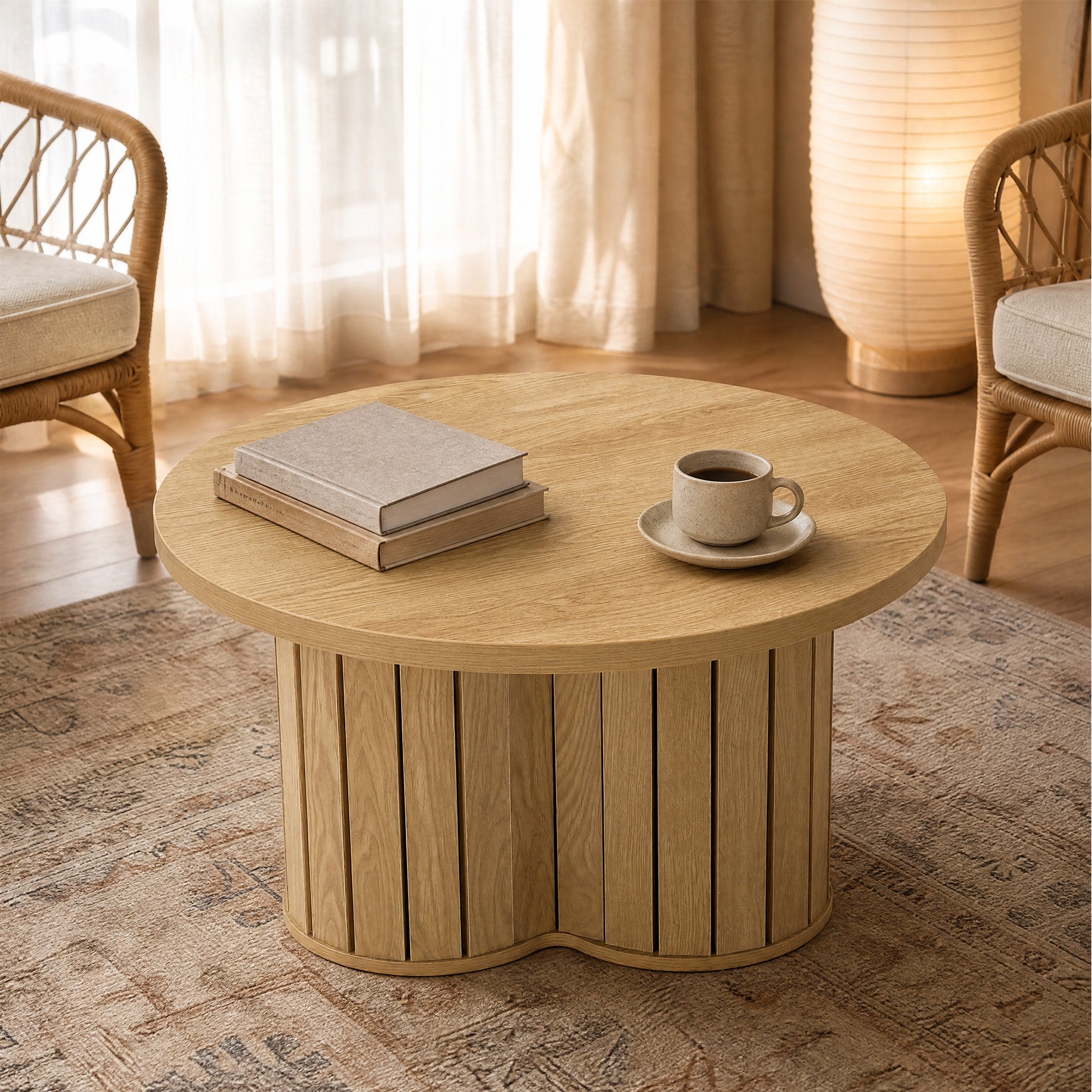 31.5" Circle Coffee Table, Small Accent Center Table with Three-lobed Grille Base for Living Room