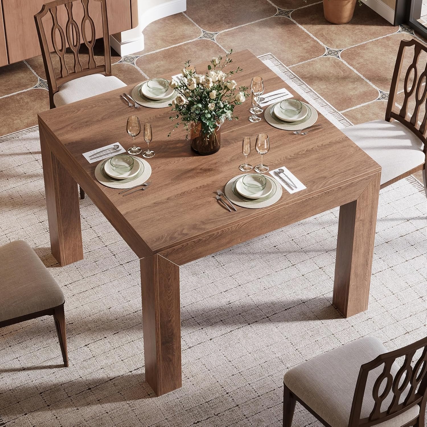 Square Dining Table for 4, 39.4" Kitchen Table with Robust Legs