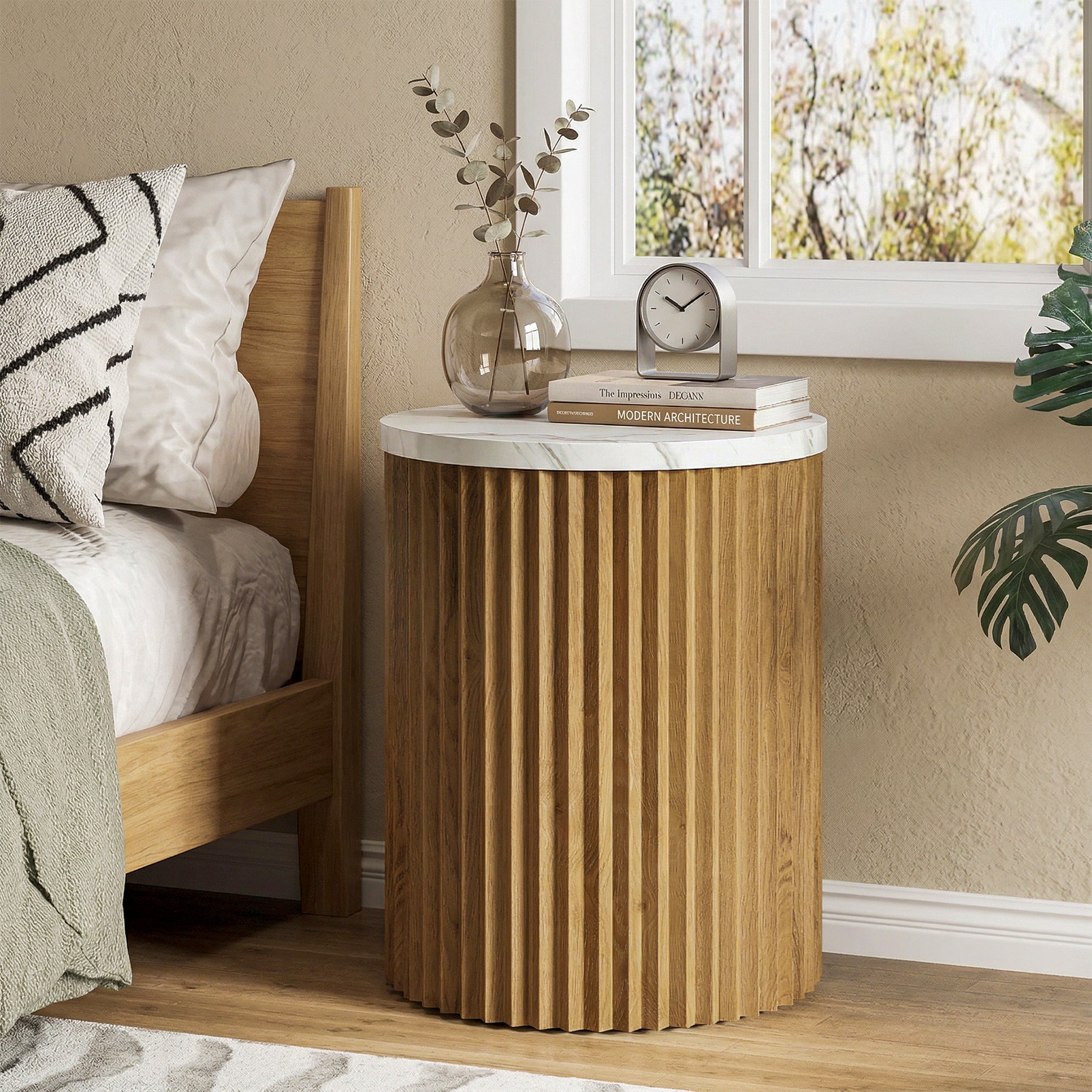 Round Nightstand, 23.6" Bedside Table with Faux Marble Tabletop & Fluted Base