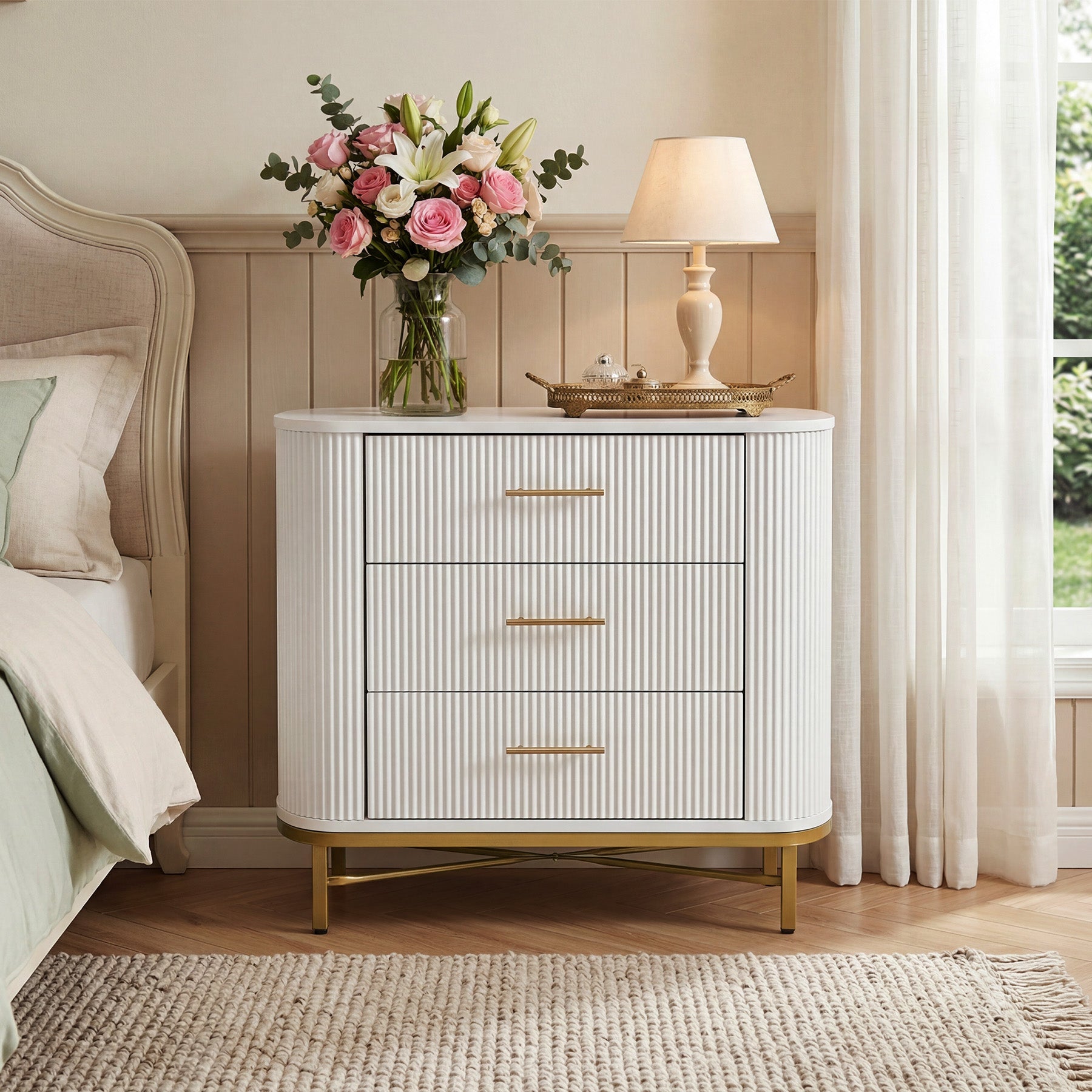 31.5” W Nightstand with 3 Drawers, Modern Bedside Table for Bedroom