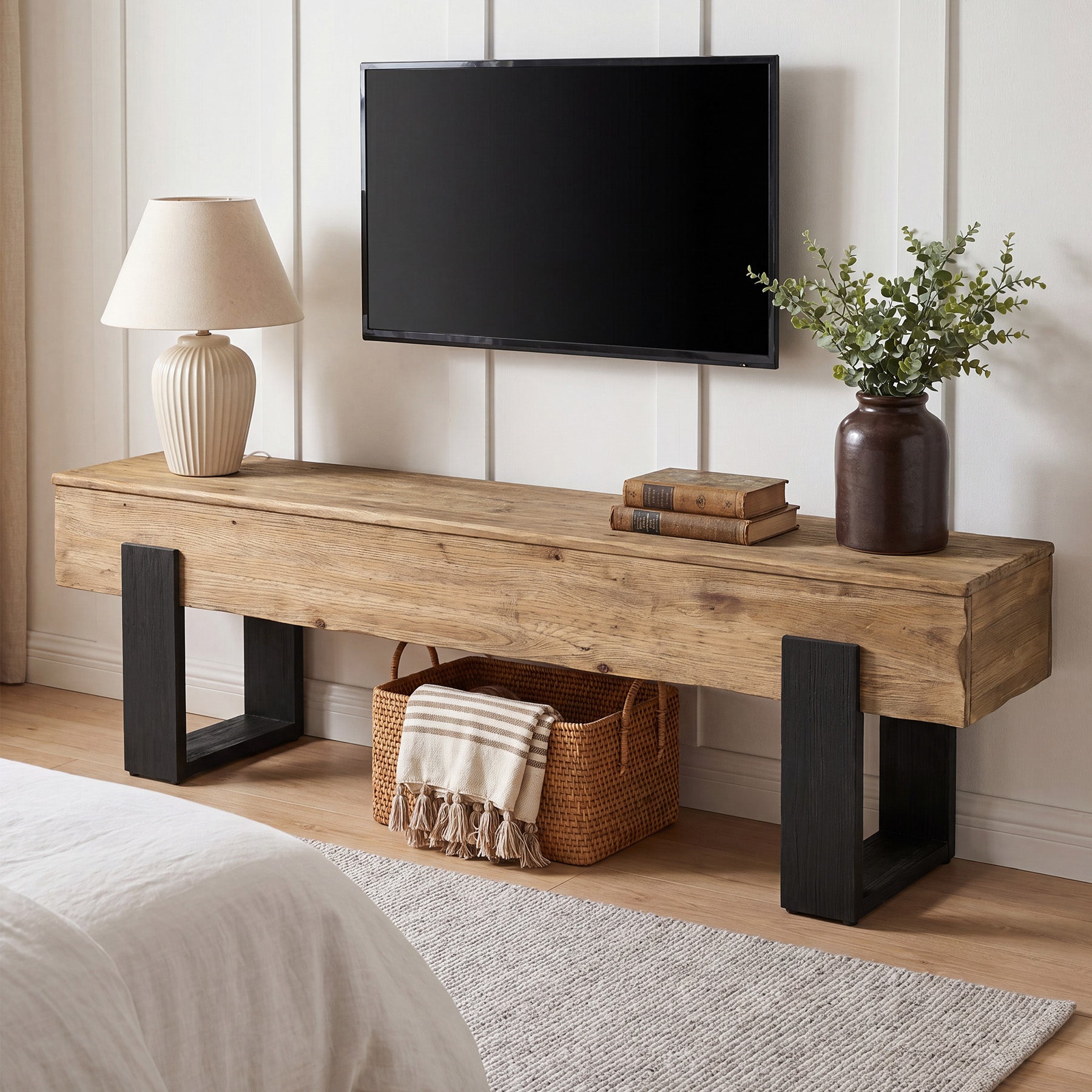 63" Solid Wood TV Stand, Farmhouse Entertainment Center for 55/60/65/75-Inch TVs