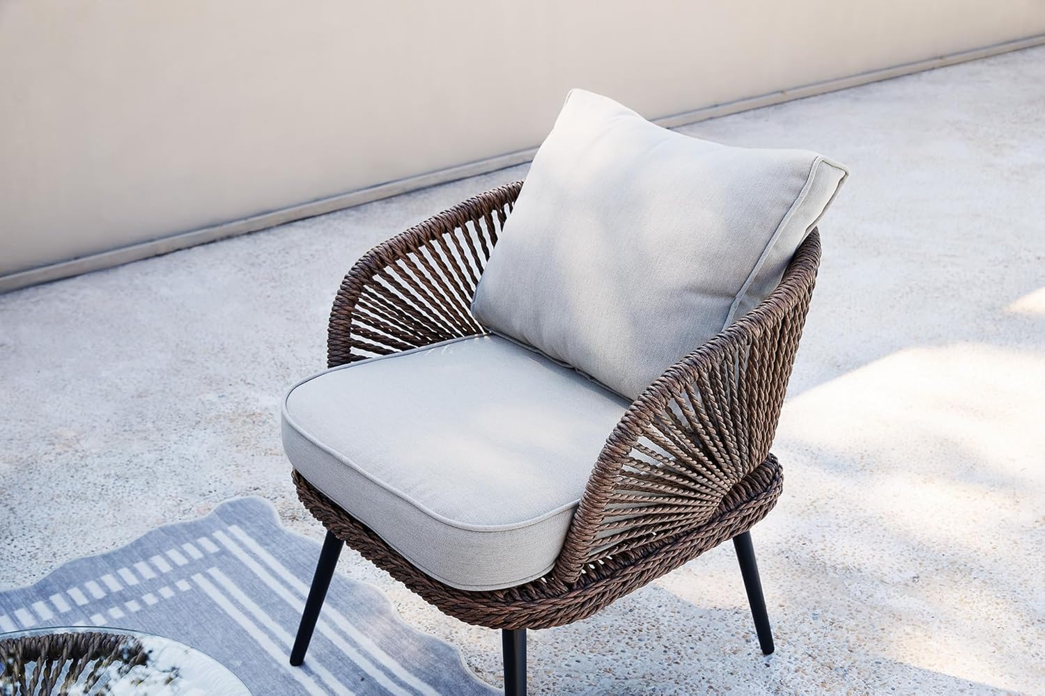 4-Piece Rattan Outdoor Patio Furniture Set with Removable Cushions and Coffee Table