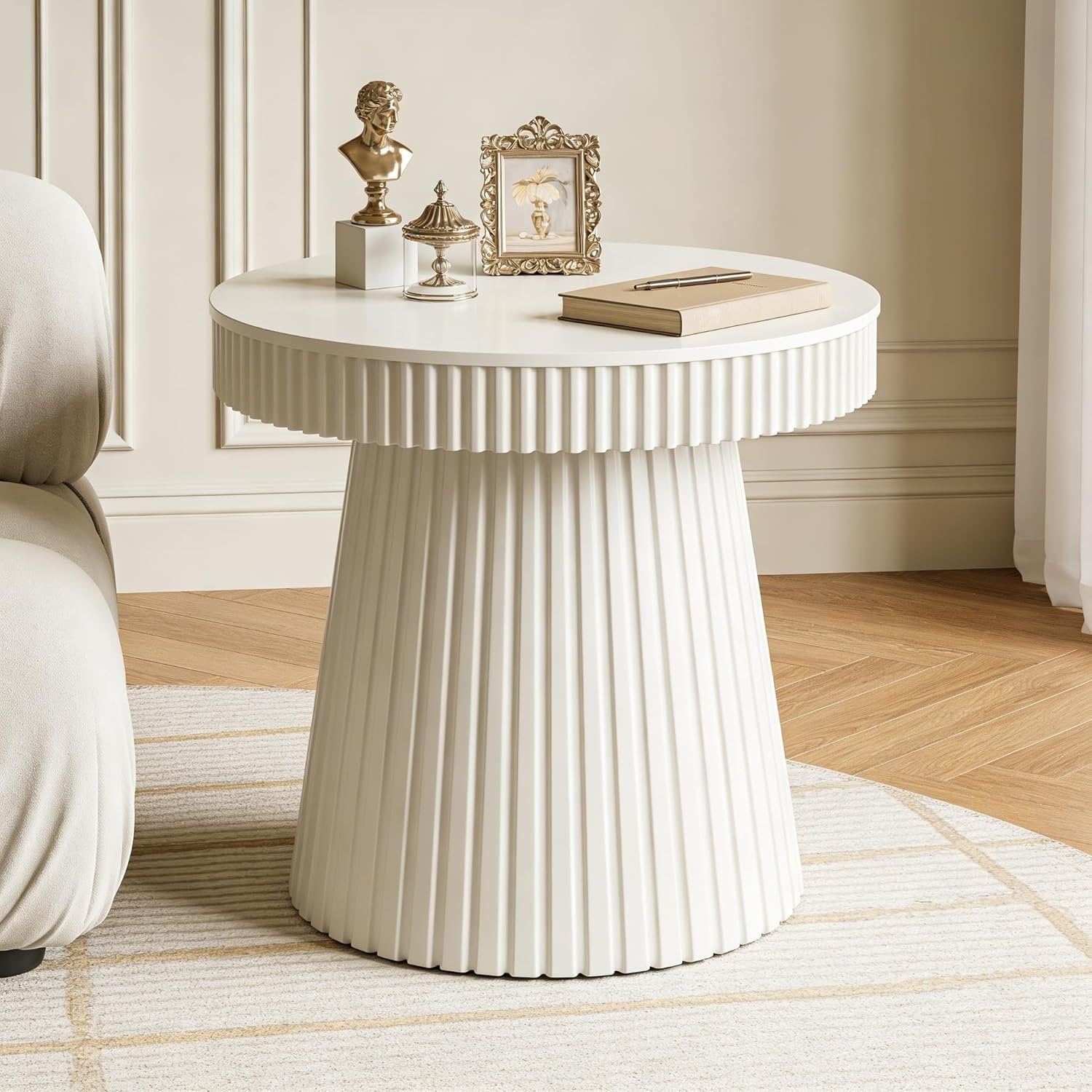 31.5" End Table, Round Bedside Table Nightstand with Fluted Pedestal